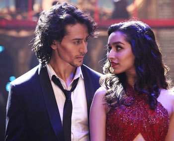Cham Cham Lyrics Baaghi 2016