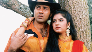 Aadmi Zindagi Lyrics