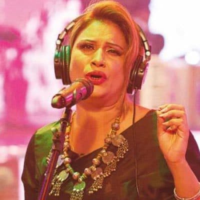 All Naseebo Lal Songs Lyrics