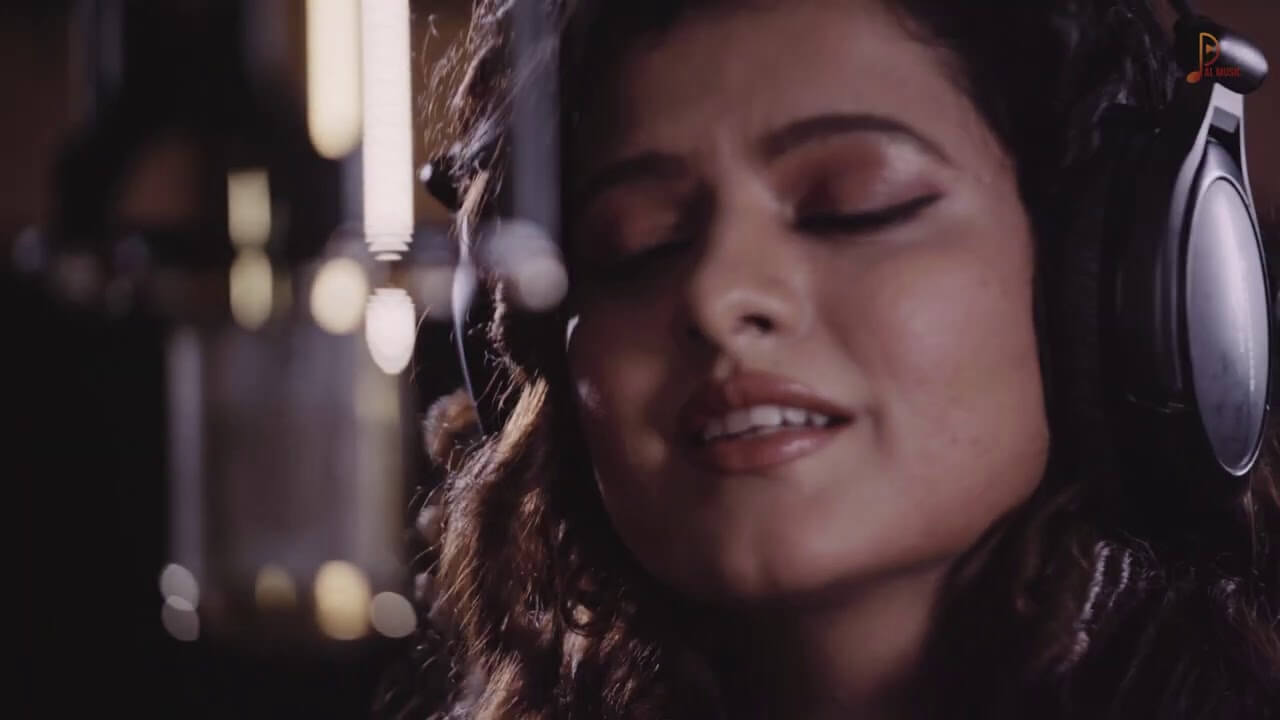 Saiyyan Song Lyrics - Palak Muchhal (1)