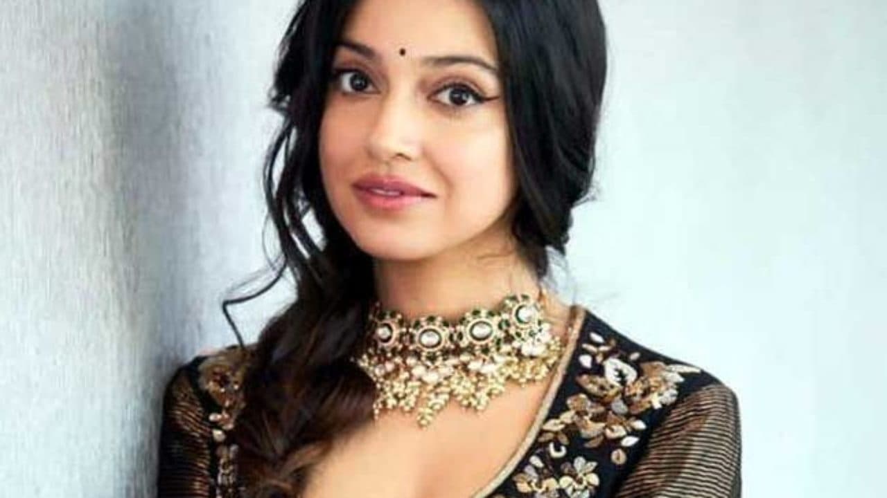 Divya Khosla Kumar (1)