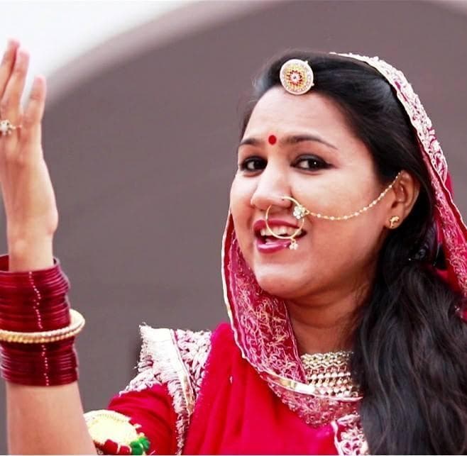 Rajnigandha Shekhawat (1)