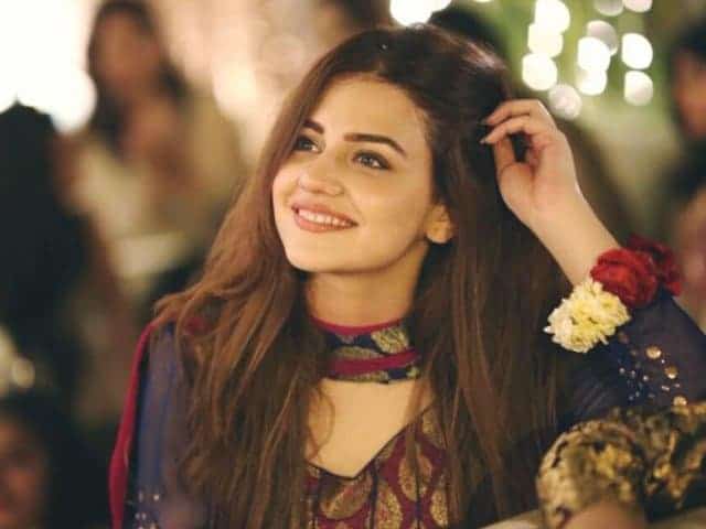 Zara Noor Abbas Siddiqui (1)