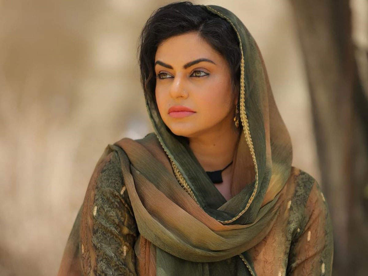 Nisha Bano (1)